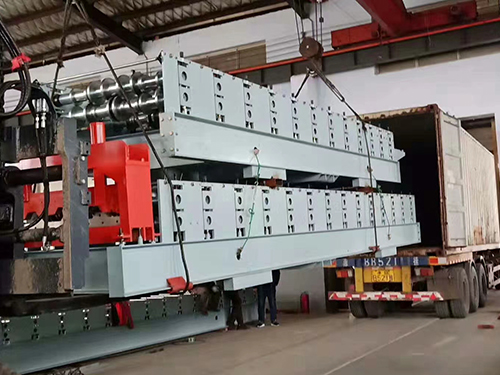 江苏彩钢楼板成型机